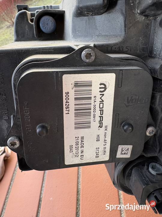 Lampa reflektor JEEP WK2 lift bixenon USA 2014 Warszawa sprzedam