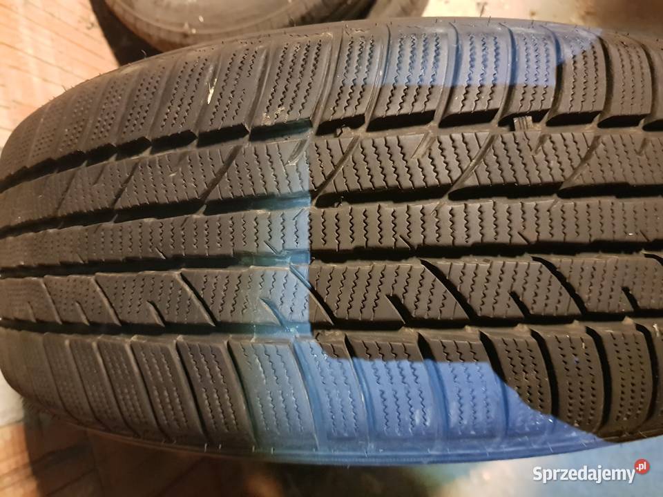 Opony zimowe 205x60 R16 2022r Zeetex WP1000 Rok produkcji 2022 sprzedam