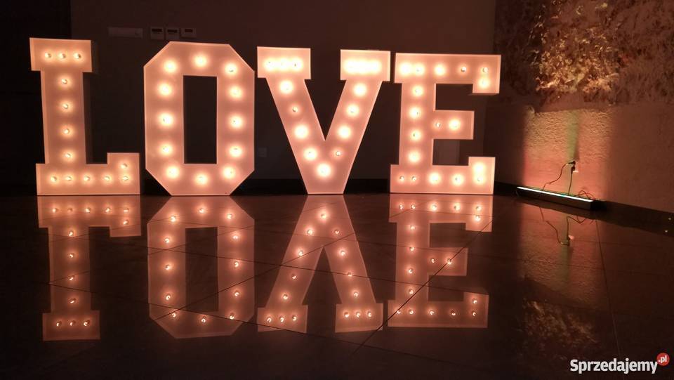 Love na wesele Ciężki dym foto budka biały dywan Obsługa imprez Tarnów