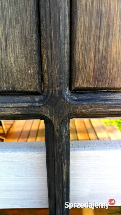 Donica drewniana jako okno kwietnik rustykalny Radków