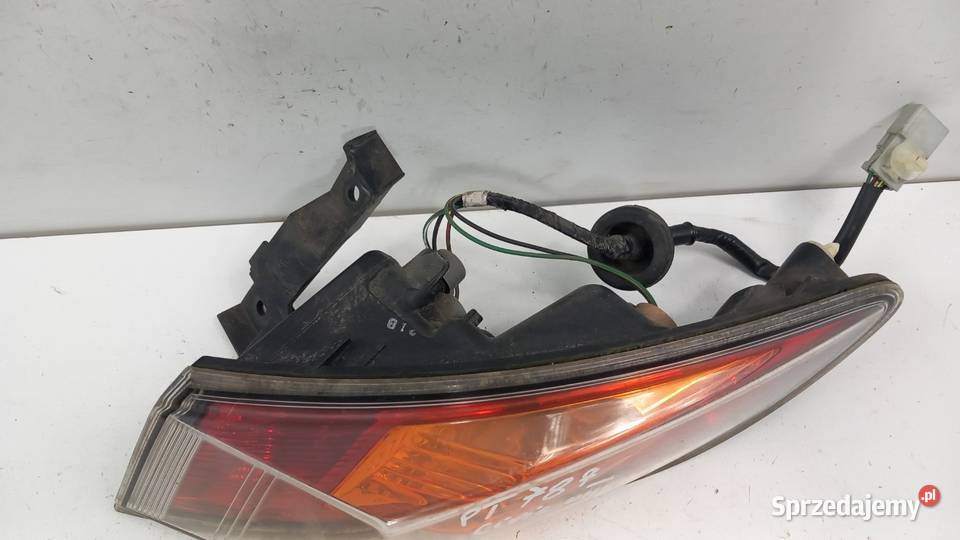 HONDA CIVIC VIII UFO LAMPA TYŁ PRAWA Zbierkowo
