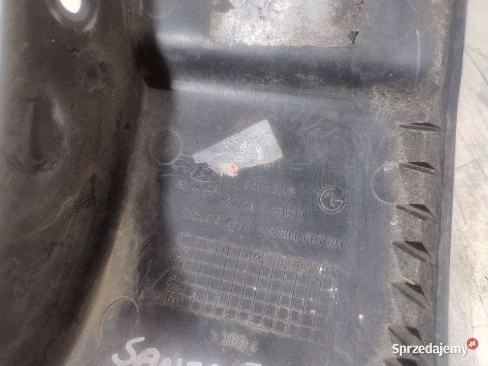 LISTWA PROGOWA PRAWY PRZÓD HYUNDAI SANTA FE 22 Progi