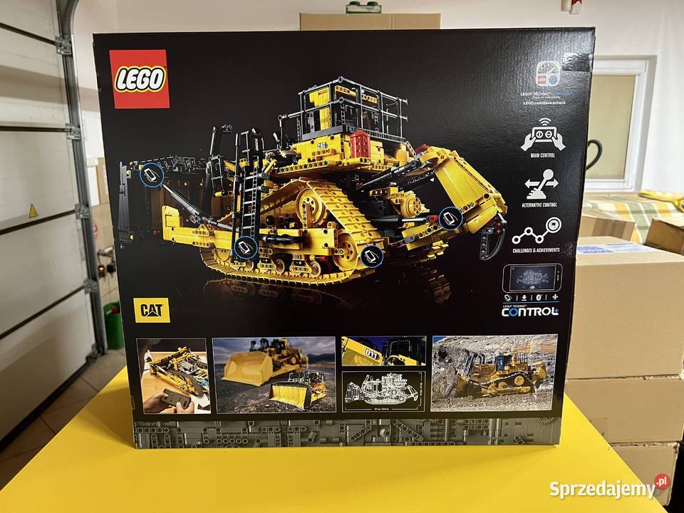 LEGO Technic D11 buldożer Cat 42131 14 lat+