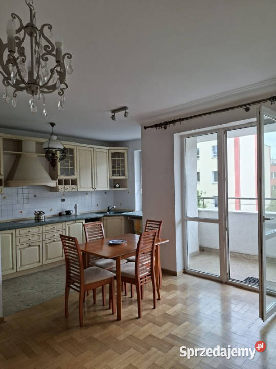 Sprzedam widne i ciche mieszkanie na Warszawa