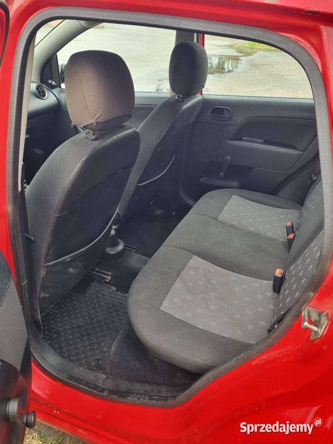 Ford fiesta 13 Benzyna 2003r dolnośląskie Świebodzice