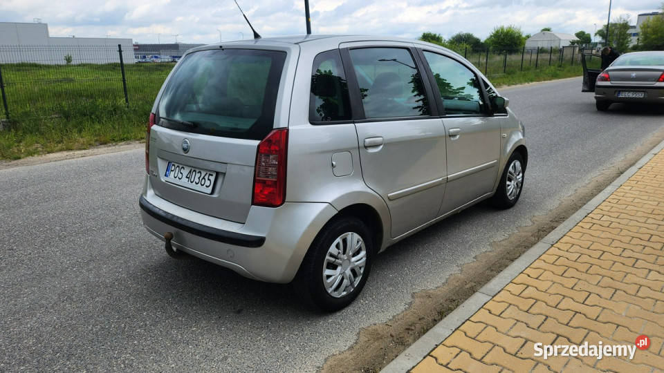 Fiat Idea 2004r 14 benzyna Klima Wspomag Hak Rok produkcji 2004 Pabianice