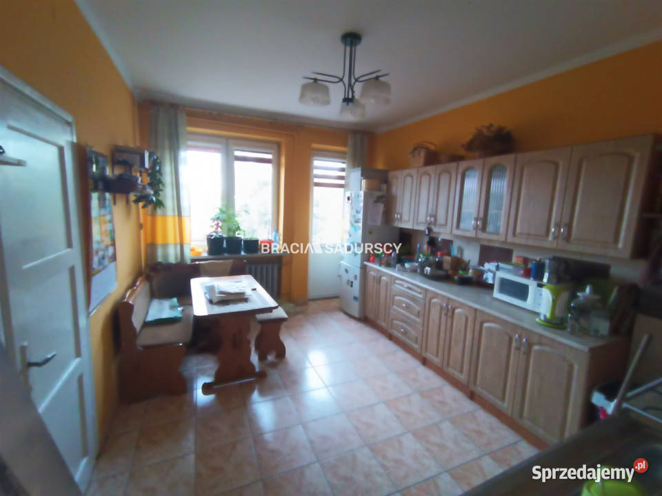 sprzedaży kamienicy Szczucin 200m2