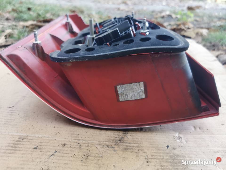 Passat B5 FL wkład lampa lewa tył kombi łódzkie Łódź