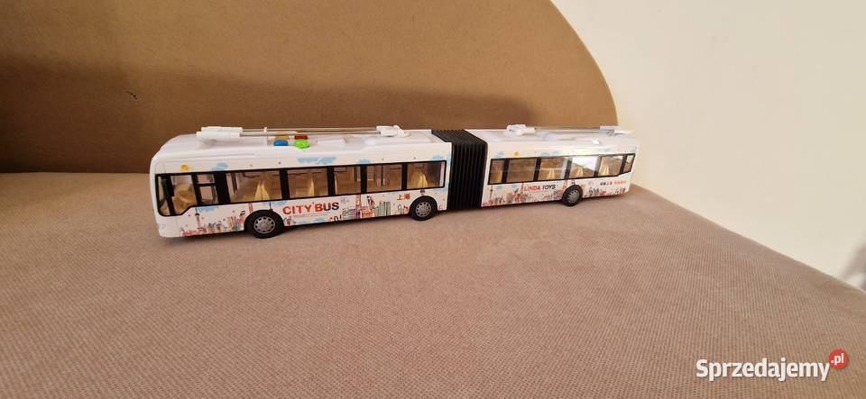 trolejbus autobus dźwięk otwierane drzwi Kraków