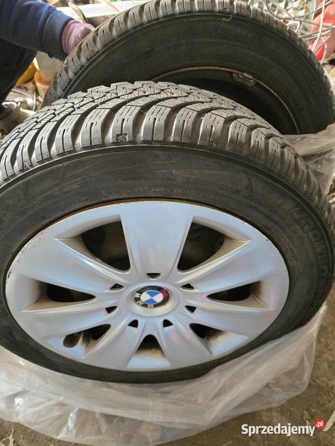 Opony zimowe na felgach stalowych Bmw1 z Łódź sprzedam