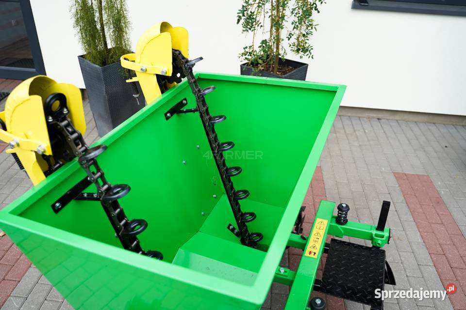 Sadzarka dwurzędowa do sadzenia roślin Tajęcina