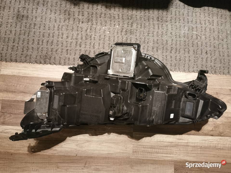 RENAULT MEGANE IV LIFT 20 LAMPA REFLEKTOR PRAWY dolnośląskie Pielgrzymka