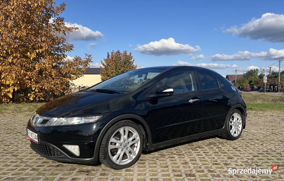 Honda Civic 1.8 benzyna 140KM polift