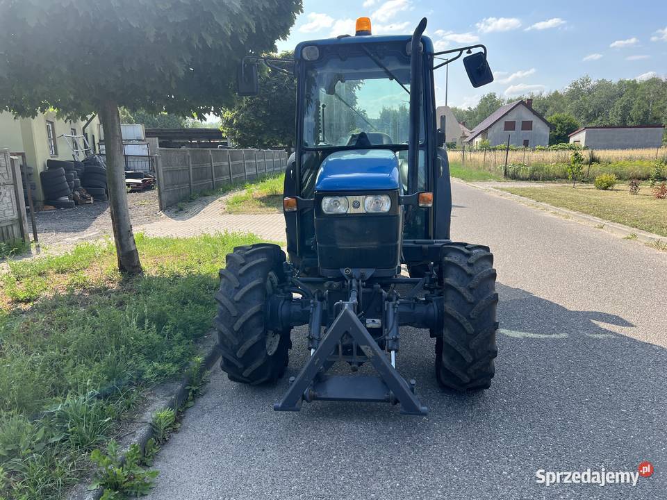 Ciągnik Sadowniczy Holland TN65F Kazimierz Biskupi