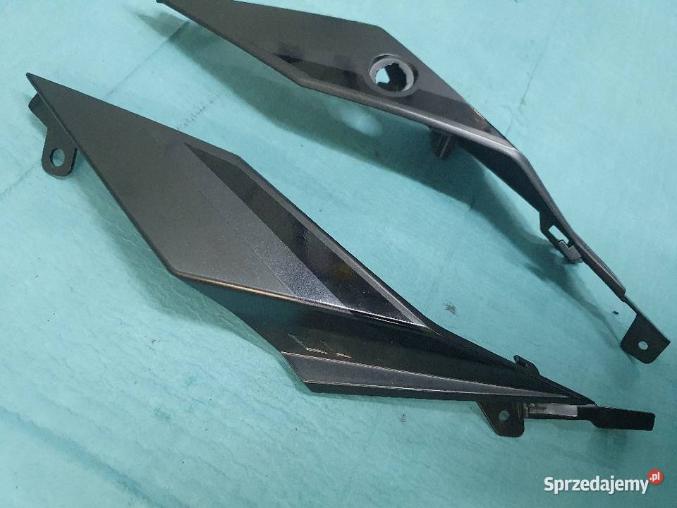 Suzuki GSXS 1000 23r owiewka tył ogon zadupek Grońsko