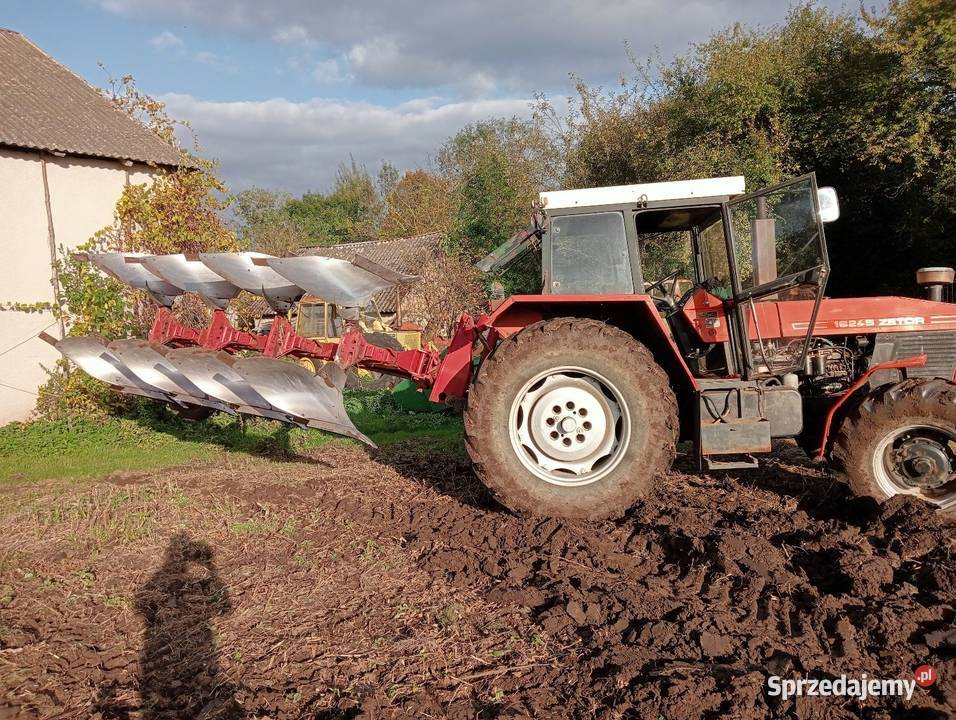 Pług obrotowy 4 skibowy Kvrerneland Pługi świętokrzyskie Probołowice