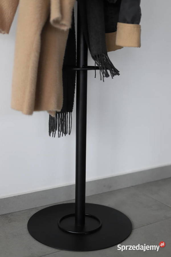 Nowoczesny Wieszak Metalowy Stojący na ubrania
