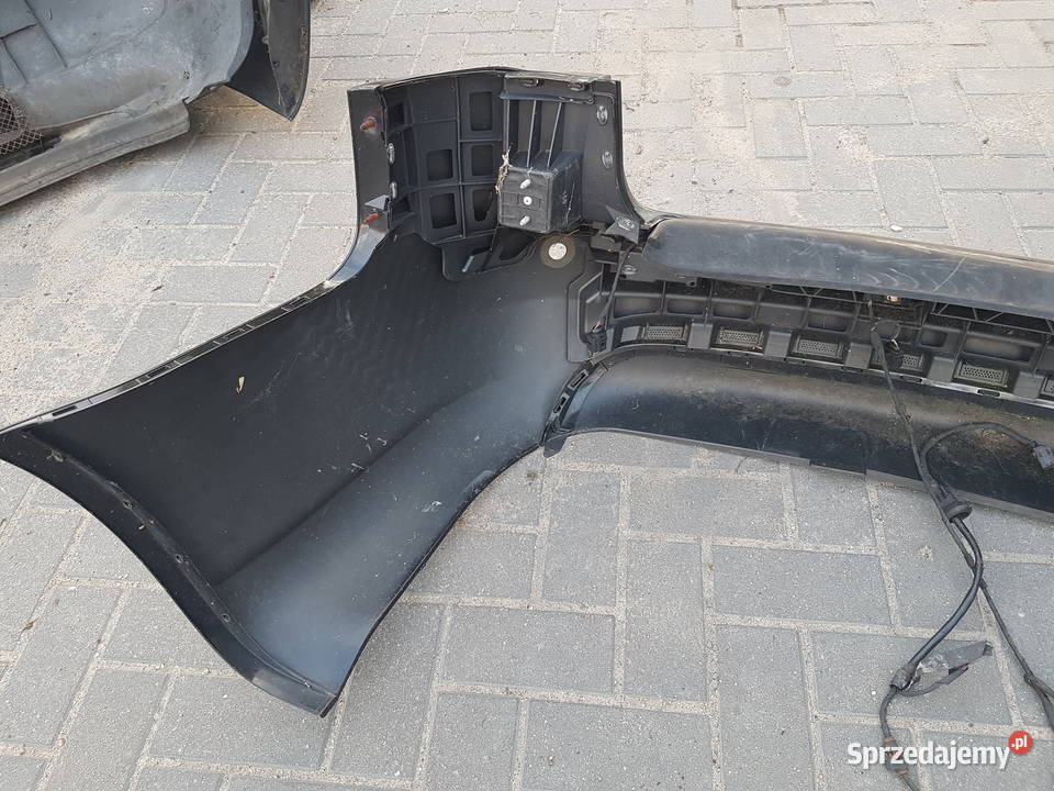 AUDI A4 B7 KOMBI 2006R ZDERZAK TYL PDC Turek