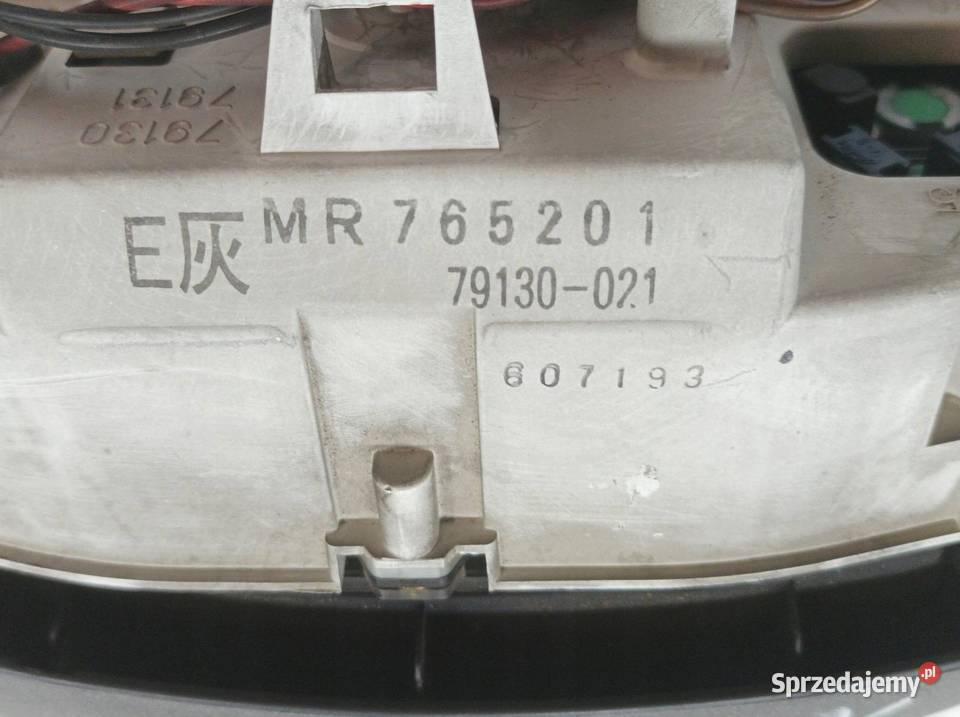 LICZNIK WSKAŹNIK MR765201 79130021 Mitsubishi sprzedam