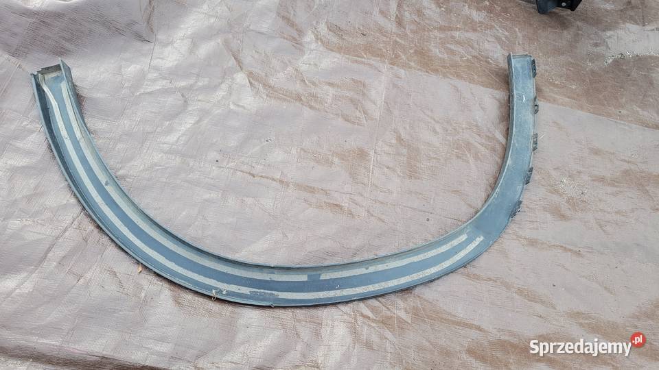 MERCEDES GLA X156 LISTWA TYLNEGO BŁOTNIKA LEWA listwy boczne sprzedam