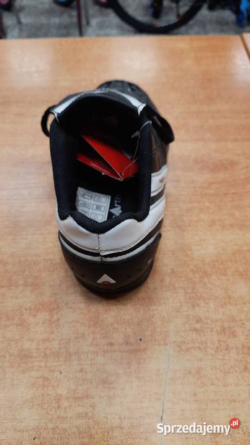 Buty halowe McArthur rozmiar 38 Dębica