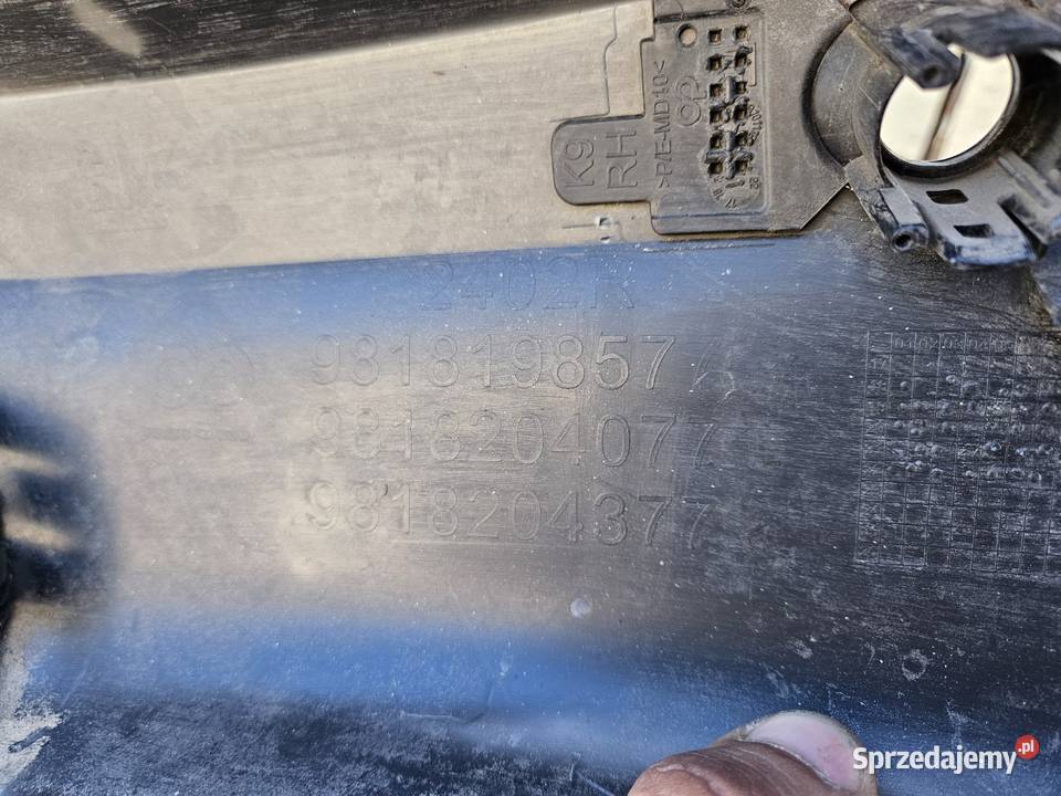 OPEL COMBO E NAROŻNIK PRAWY ZDERZAKA PRZÓD osobowe wielkopolskie Międzychód