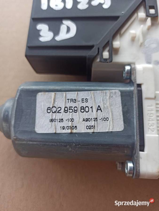 VW Polo Fabia Ibiza silniczek szyby prawy przod Układ elektryczny Bolesławiec sprzedam