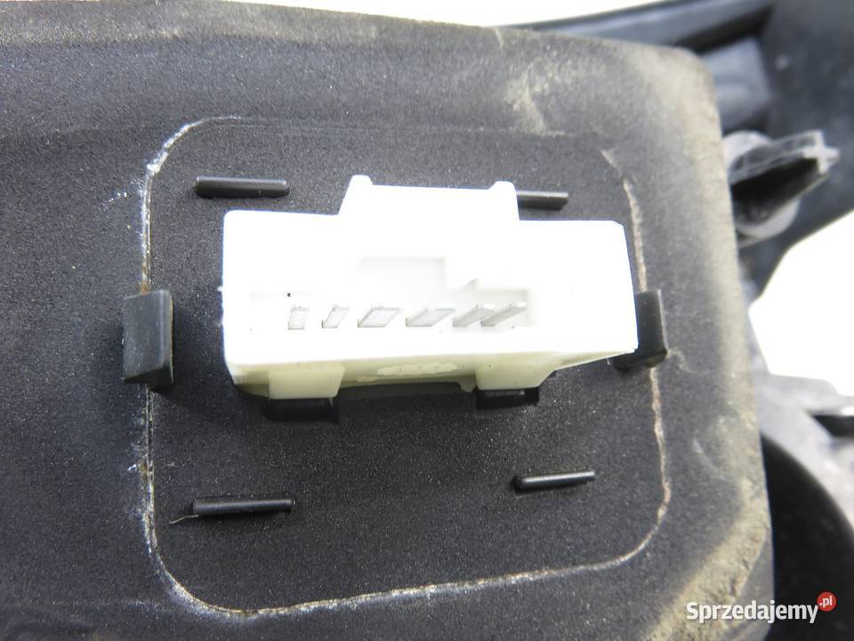 LAMPA LEWA TYLNA CITROEN C3 II SC 9803928880