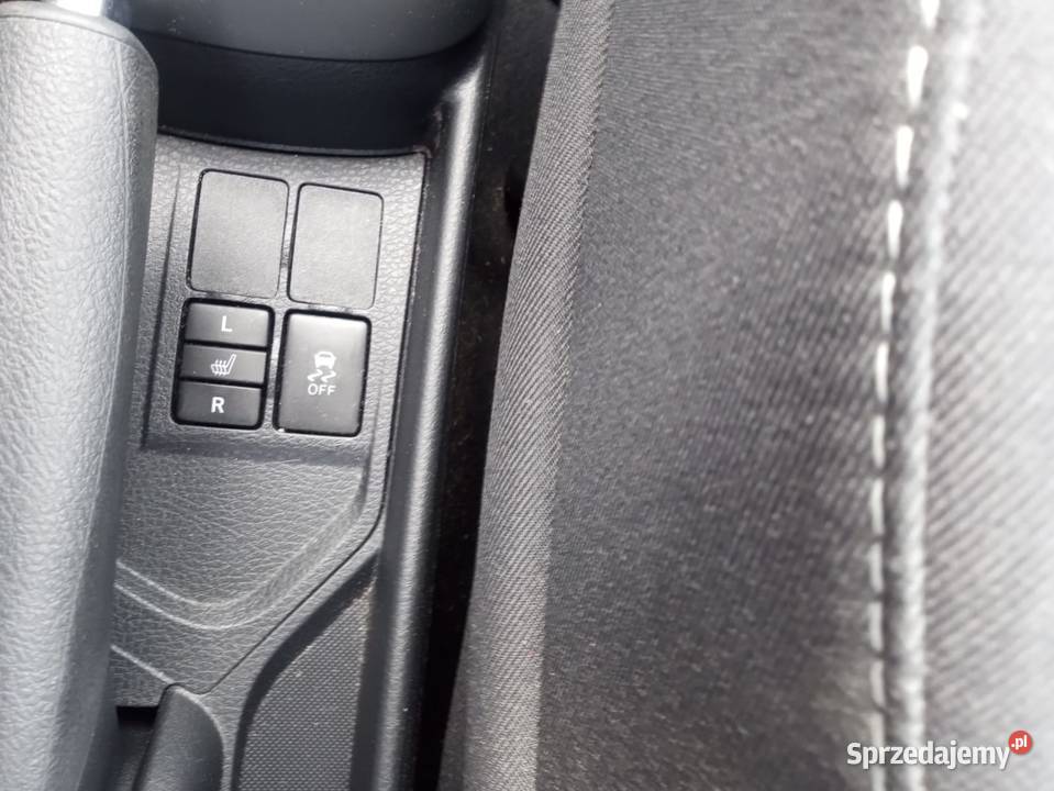 Toyota Yaris 2019 15 111 27 przebiegu nowy Yaris Puławy