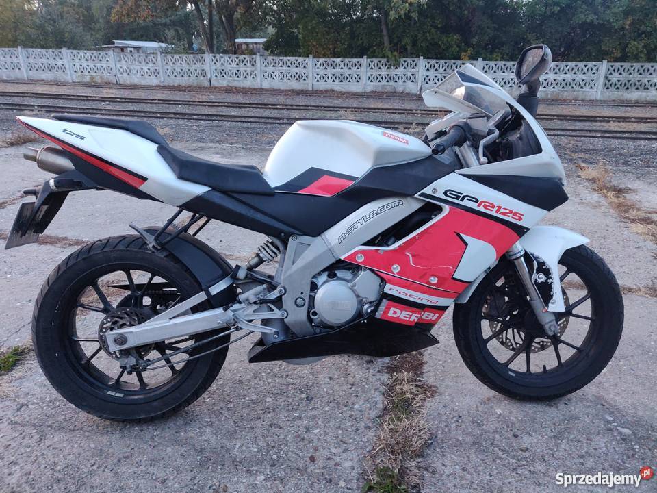 DERBI GPR 125 2T 2008r biały Korzeniew