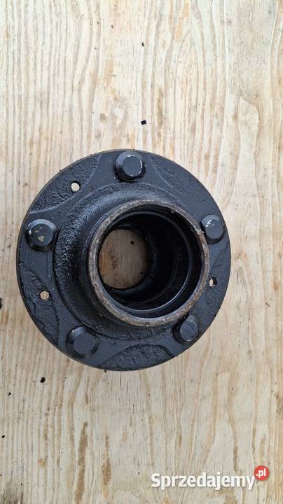 Piasta koła Wołga GAZ 24