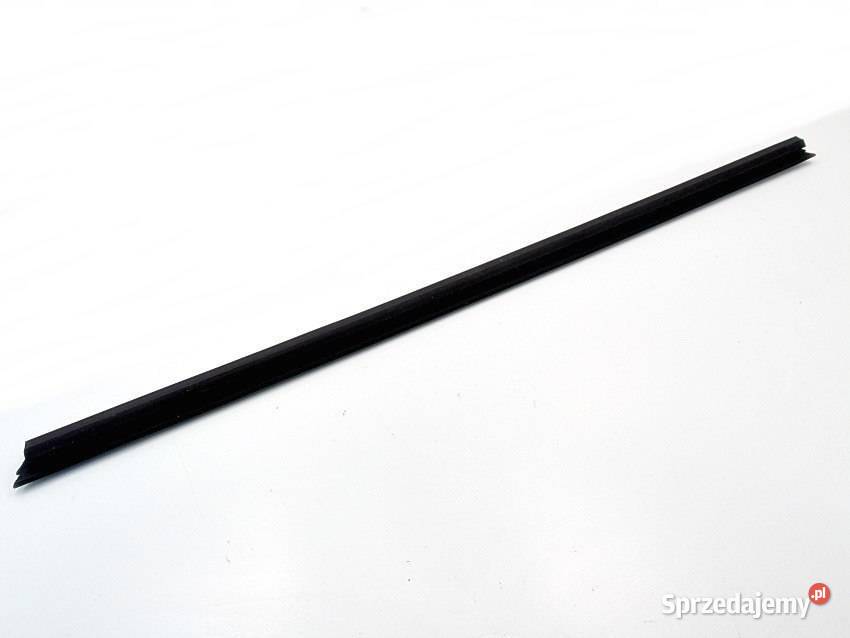 LISTWA ZGARNIAJĄCA PRAWY PRZÓD FOCUS 3 KOMBI Pozostałe Sosnowiec