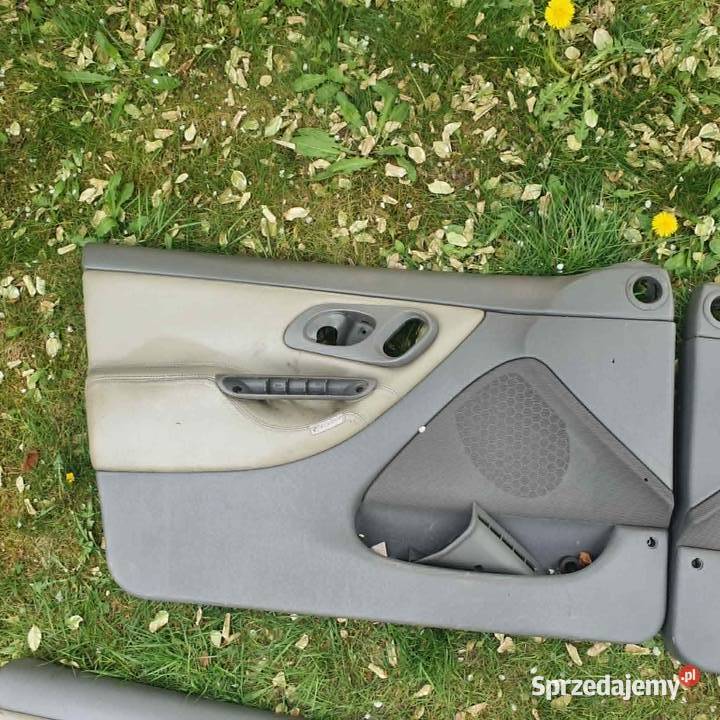 Boczki drzwi boczek tapicerka Ford Mondeo mk2 Rok produkcji 1998 Kraków sprzedam