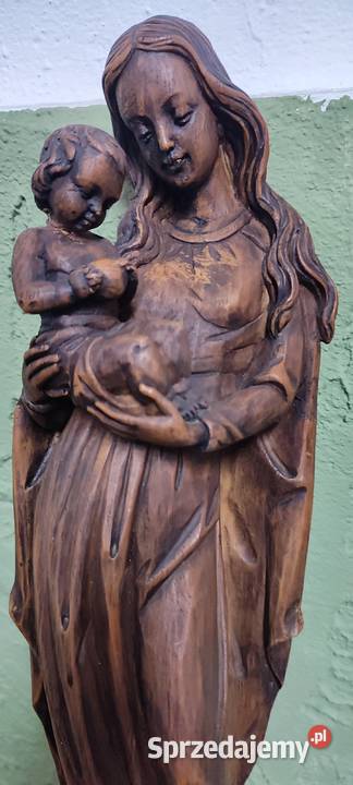 Figurka Maryi z drewna