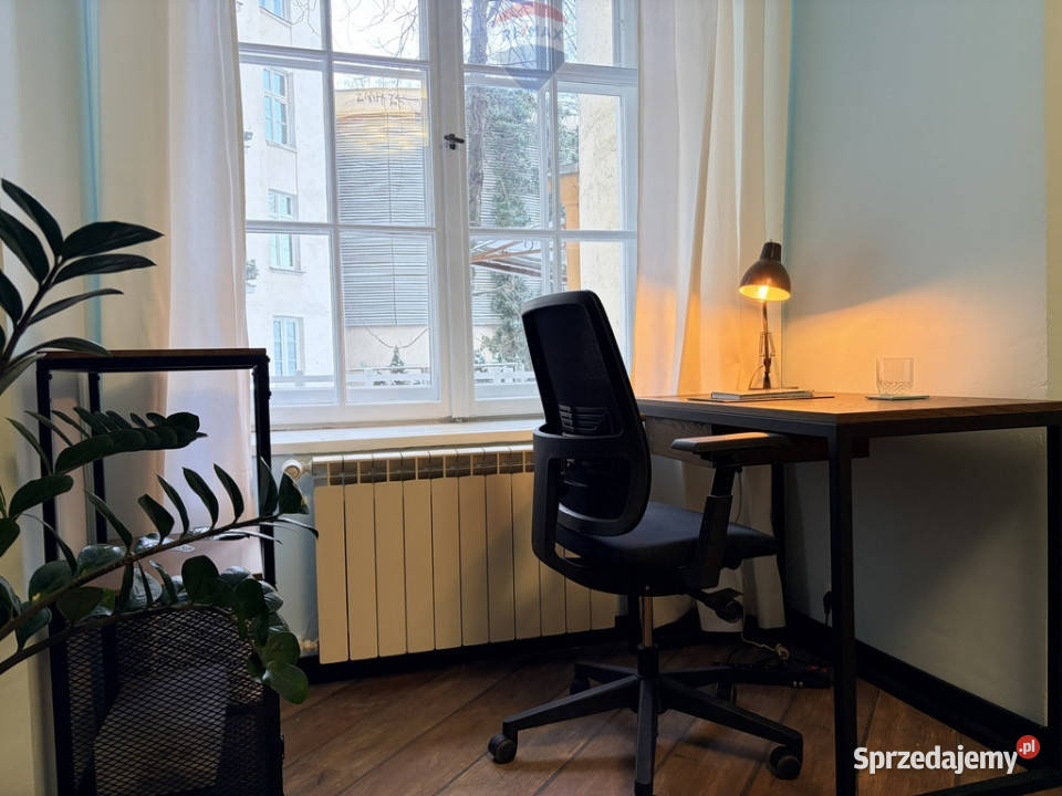 Klimatyczna kawalerka w kamienicy na Powiślu Wynajem Warszawa