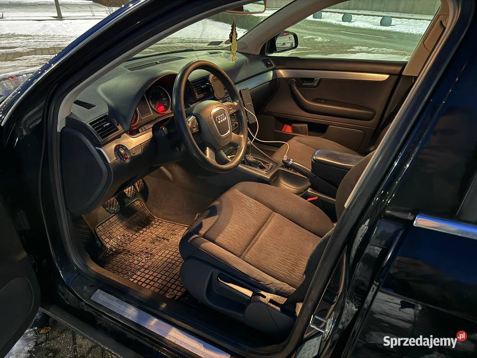 AUDI A4B7 19 TDI Sedan Imielin