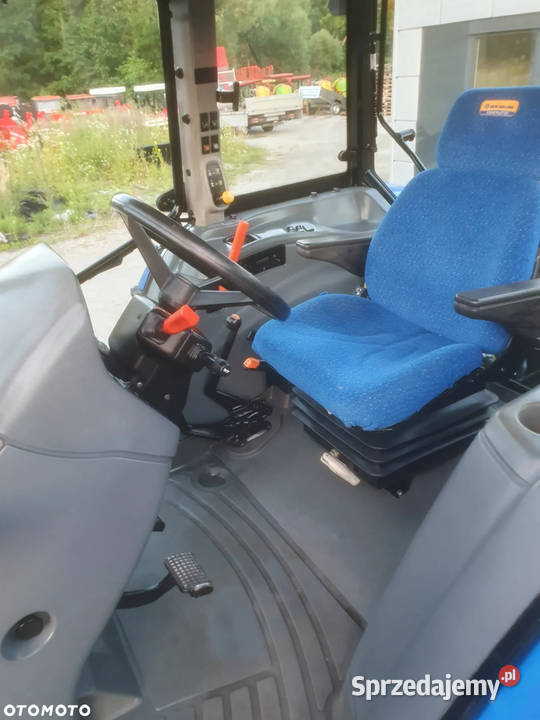 Ciągnik rolniczy holland TL 100A 100 podkarpackie Mielec