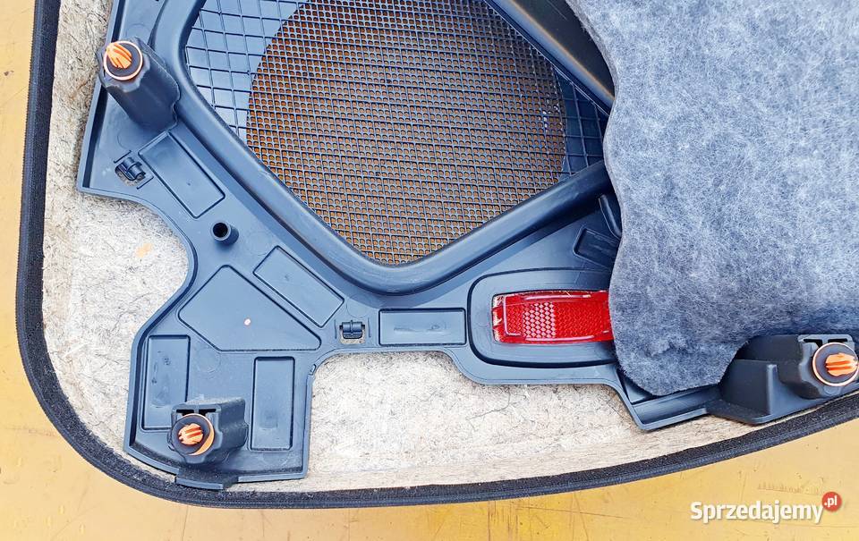 MERCEDES CLA W117 SHOTING BRAKE KOMBI BOCZEK