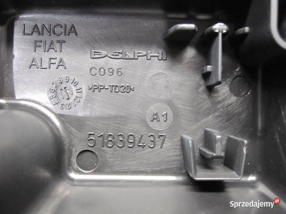 DOBLO II COMBO D 12r 16 skrzynka bezpieczników Kielce