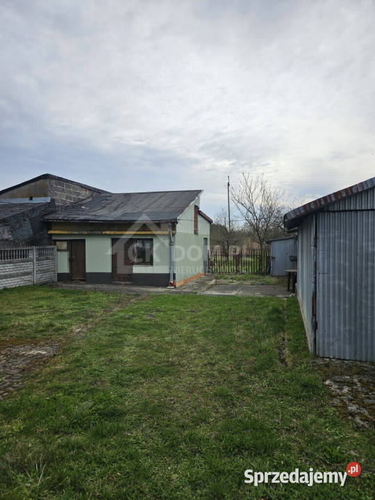 Dom z potencjałem na działce 3000 mJędrzejów Rok budowy 1970 Sprzedaż świętokrzyskie Jędrzejów