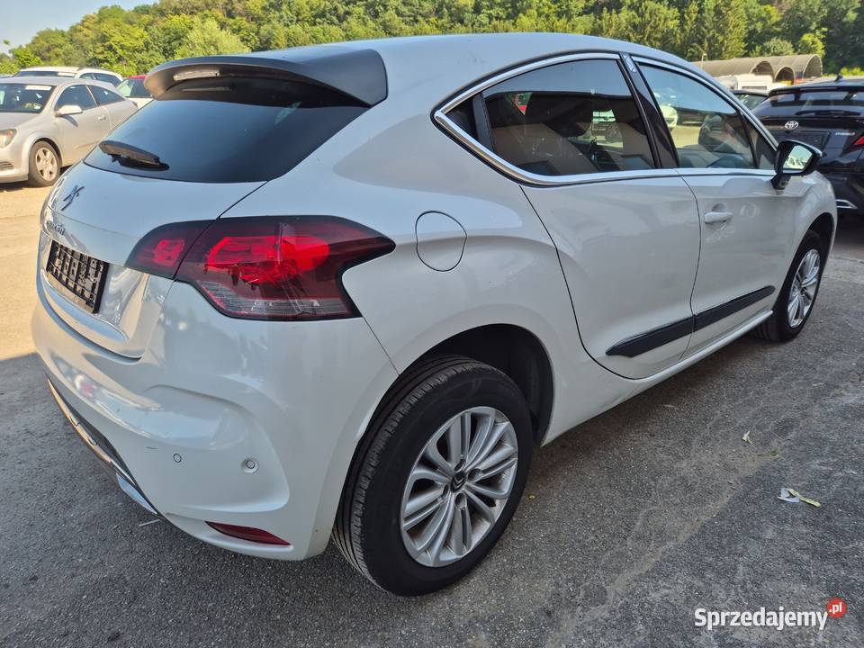 Citroen DS4 SoChic z Niemiec BIAŁA PERŁA 2012r światła przeciwmgielne Tarnów