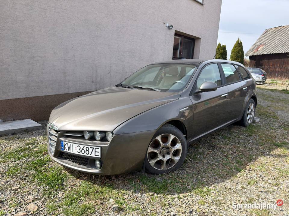 Syndyk sprzeda samochód osobowy Alfa Romeo 159 małopolskie