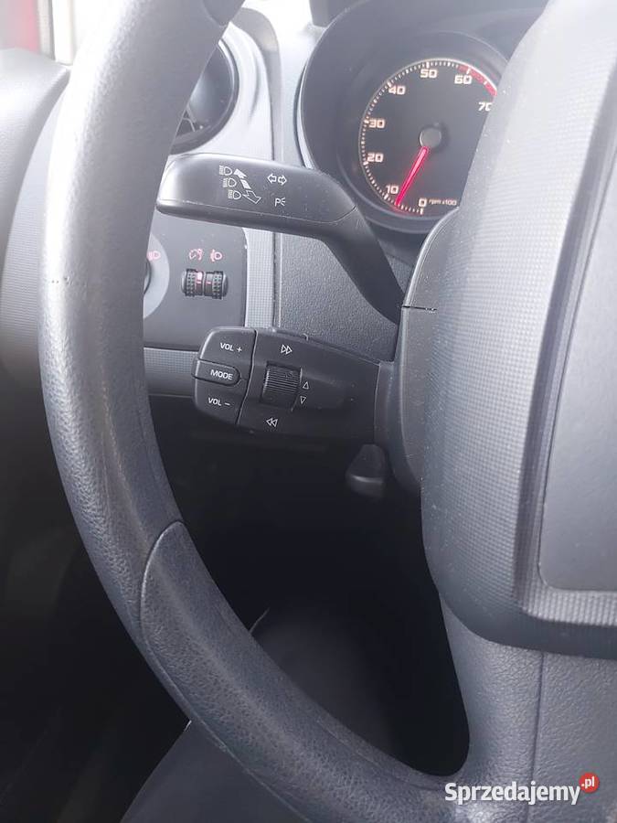 Seat Ibiza SEAT Ibiza 16 MPI Benzyna Serwisowana Rok produkcji 2013 warmińsko-mazurskie Jonkowo