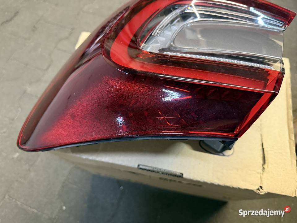 Lampa Prawy Tył Prawa Tylna Renault Captur II Kłobuck