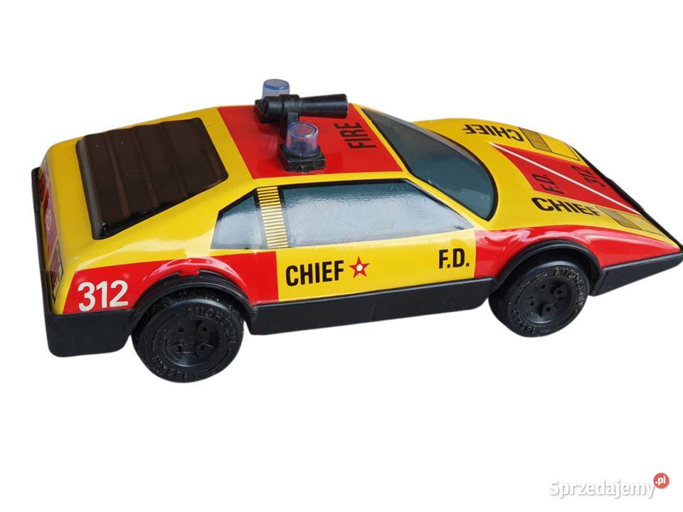 Stara zabawka metalowy model wozu strażackiego