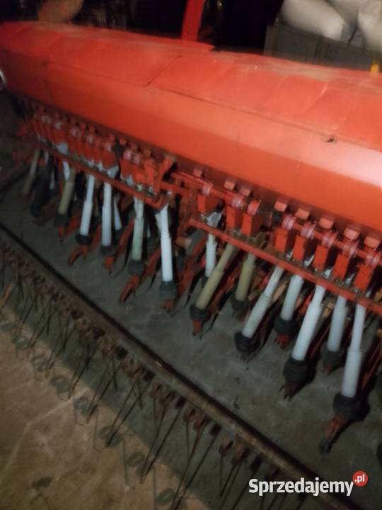 Sprzedam siewnik poznaniak z 1988r Siewniki i sadzarki Szczytniki