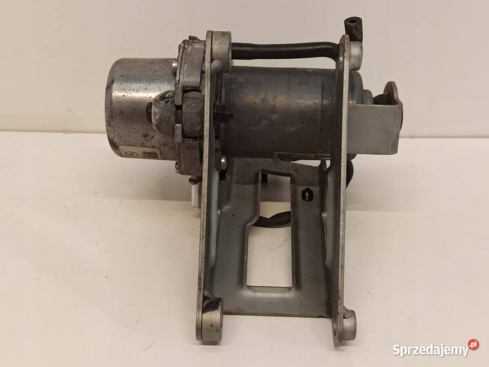 MERCEDES W205 POMPA VACUM A0004303832