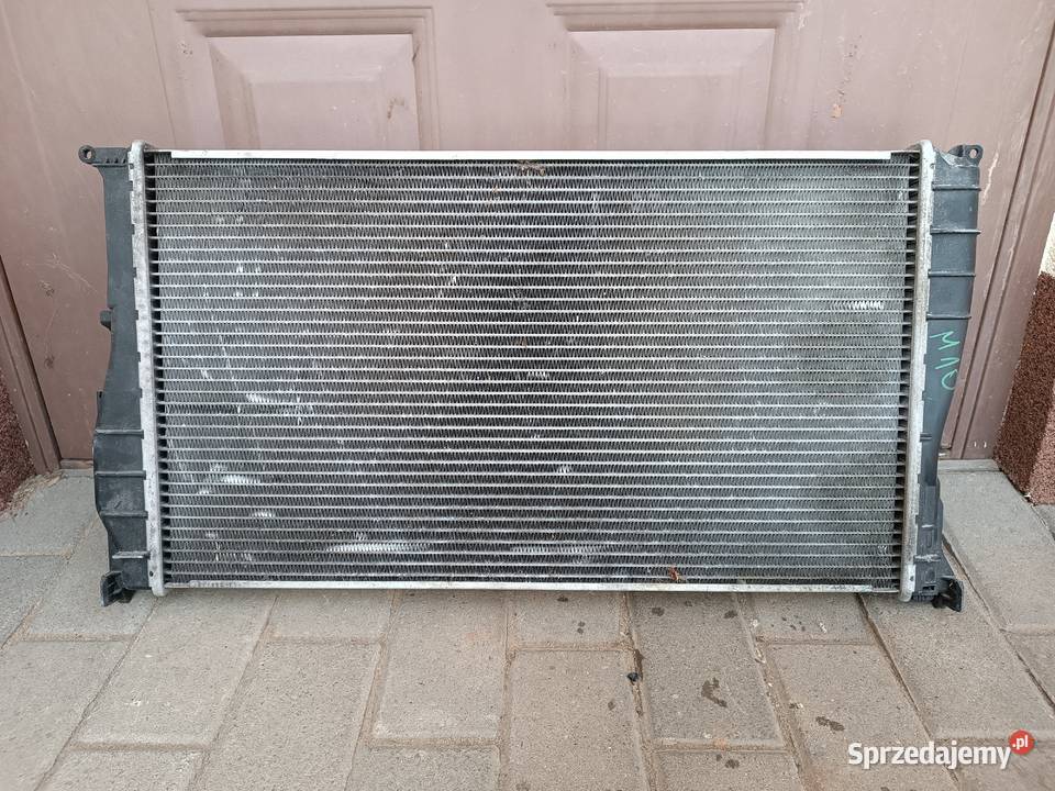 Chłodnica BMW E90 E87 E60 osobowe Części samochodowe Dąbrowa Górnicza sprzedam