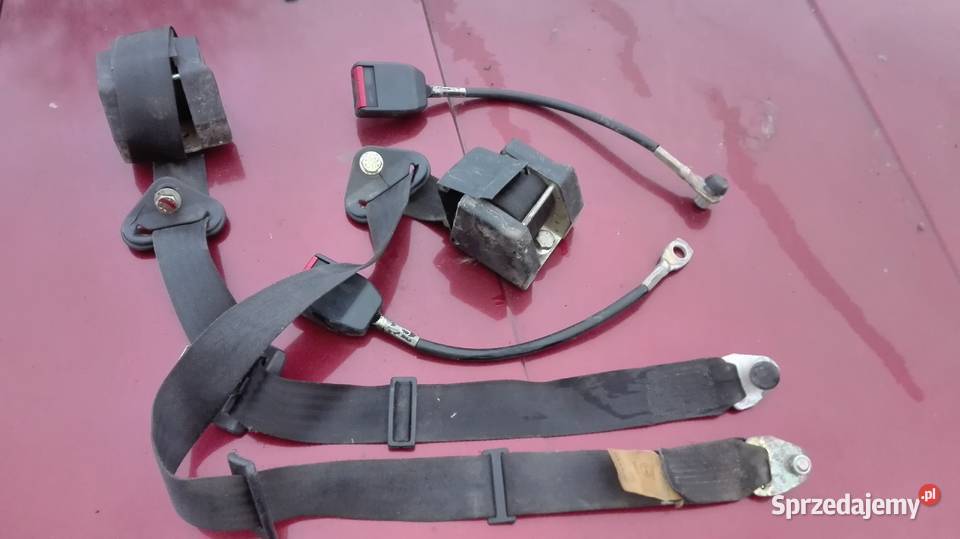 Fiat 125p pasy bezpieczenstwa przod polonez