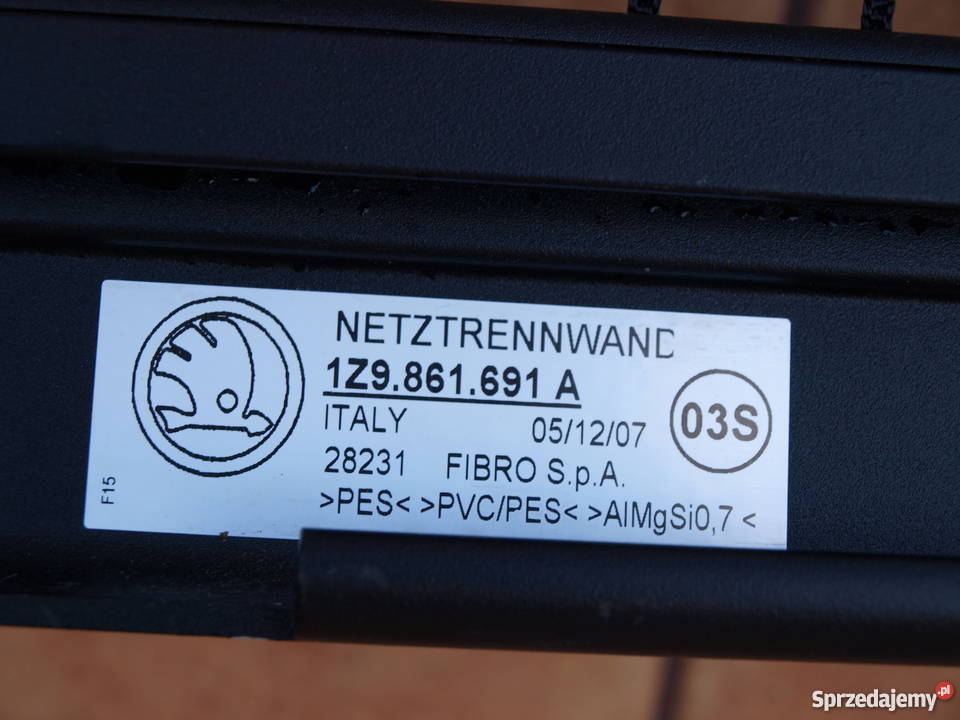 Skoda Octavia Kombi siatka pionowa bagażnika Kalisz